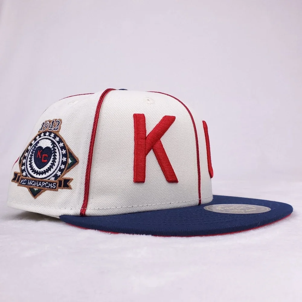 KC Monarchs Rings & Crowns NLB Fitted 7 1/2 Flatbill‎ Hat Cap 3D Logo White NWT